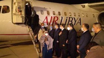 وفد ليبي يضم كافة ممثلي مدن الجنوب الليبي يصل إلى القاهرة | صور