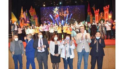 وزيرة الثقافة تشهد احتفالية 