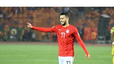 الأهلي يدرس الدفع بـ