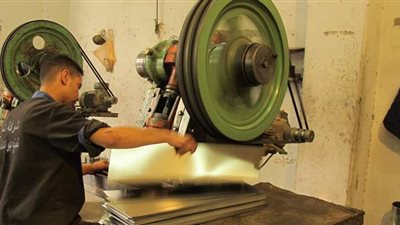 عدد المنشآت التابعة للمشروعات المتوسطة والصغيرة.. ودعم الدولة لها