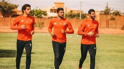 تدريبات منفردة لحراس الأهلي وخططية للاعبين استعدادا لمواجهة بطل النيجر