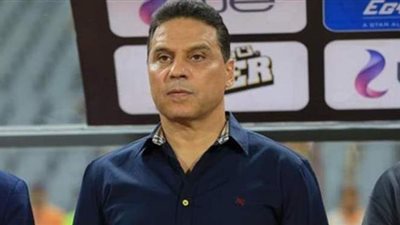 اللجنة الثلاثية باتحاد الكرة تجتمع مع البدري عقب عودته من الخارج