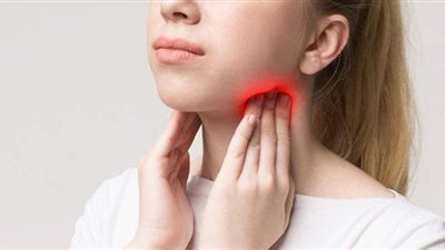 7 مواد طبيعية تساعد في علاج التهاب اللوزتين