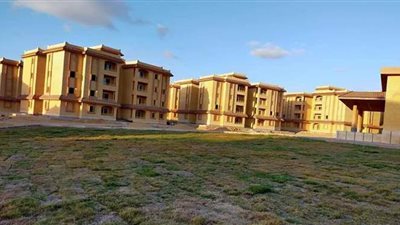 رفح الجديدة مدينة نموذجية على أرض سيناء.. الانتهاء من إنشاء ٤١ عمارة.. بيوت بدوية ومواقع خدمية وترفيهية لخدمة الاهالي | صور