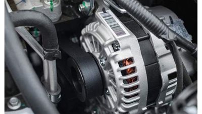 4 أسباب تشير إلى أعطال فى مولد الكهرباء فى سيارتك