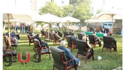 محافظ كفر الشيخ يعقد اجتماعا في الهواء تطبيقا للإجراءات الاحترازية