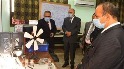 محافظ قنا يشهد دورة الأعمال التكنولوجية في جامعة الأزهر..صور