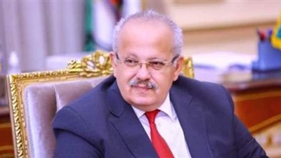 رئيس جامعة القاهرة يلقى محاضرة بكلية القادة والأركان
