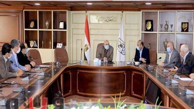محافظ بني سويف يبحث استخدام التكنولوجيا الحديثة في معالجة صرف «كوم أبو راضي»