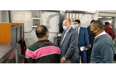 محافظ القاهرة يتفقد جراجى التحرير وعمر مكرم