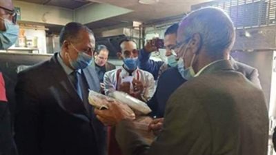 حملة على المطاعم والمقاهي والمصانع لمتابعة إجراءات مواجهة كورونا