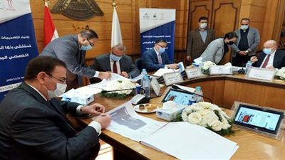 اعتماد التصميمات الابتدائية لمشروع مستشفي جامعة بنها التخصصي