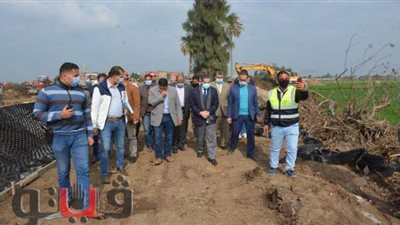 محافظ الغربية ورئيس مصلحة الري يتابعان المشروع القومي لتبطين الترع| صور