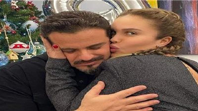 نيكول سابا تحتفل بعيد زواجها التاسع على طريقتها | صور