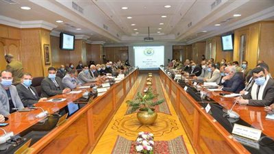 تخصيص أراض لإنشاء وحدة إسعاف ومحطة رفع صرف صحي ومعهد أزهرى بأسيوط