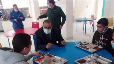 مدير تعليم مطروح يتفقد مدرسة الضبعة النووية