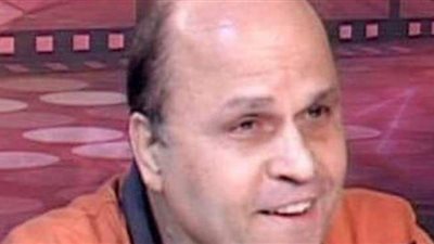 ناقد: النخبة لا تحب المسرح الشعبي | صور