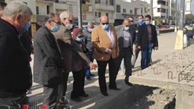 محافظ الجيزة يتابع مشروعات الرصف والمحاور المرورية | صور