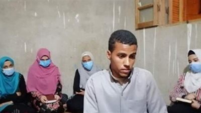 كتاتيب قنا تحارب العصبية القبلية.. حملة كتاب الله يحملون رسالة المحبة في القرى والنجوع.. ومحفظ قرآن: العقيم من لا يحفظ أولاده القرآن