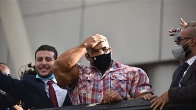 من المطار إلى الأهرامات.. جولة بيج رامي احتفالا بفوزه ببطولة مستر أولمبيا | صور