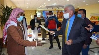 محافظ جنوب سيناء يسلم عقود 120 وحدة إسكان بدوي بطور سيناء | صور