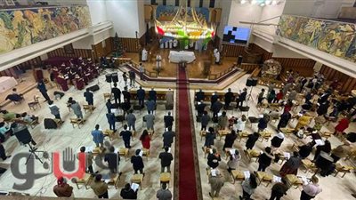 أجراس الأسقفية تدق لتعلن بدء قداس الكريسماس