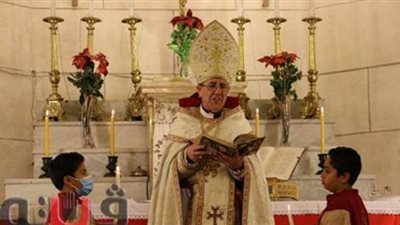 40 صورة ترصد احتفالات الكنائس الكاثوليكية المصرية بعيد الميلاد