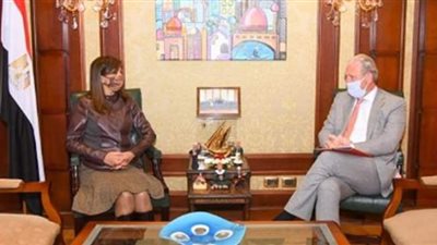 وزيرة الهجرة تبحث التعاون مع السفير الهولندي بالقاهرة