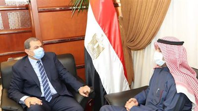 سعفان والمطيري يبحثان عدة سيناريوهات لعقد مؤتمر العمل العربي المقبل  