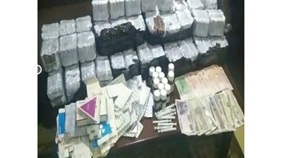 فردا شرطة بالمطار يرفضان رشوة لتسهيل تهريب كمية من الأدوية للخارج