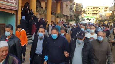 وسط حالة من الحزن والبكاء.. تشييع جثمان المستشار لاشين إبراهيم | فيديو