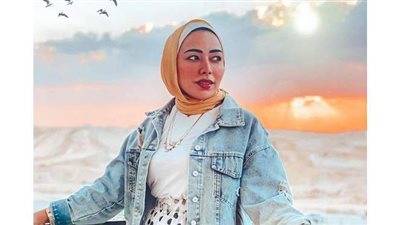 الجواكت الجينز مستمرة في موضة شتاء ٢٠٢١