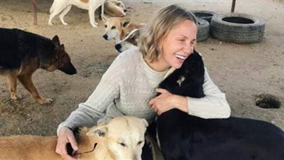 شيرين رضا تحتفل بالكريسماس على طريقتها