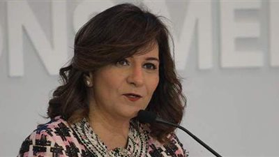 وزيرة الهجرة: نتحمل تكلفة إقامة العالقين في الإمارات حتى 1 يناير المقبل