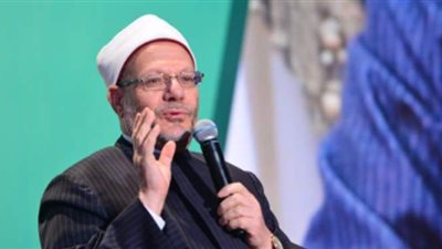 المفتي: لا يجوز لأحد الزوجين التجسس على الآخر