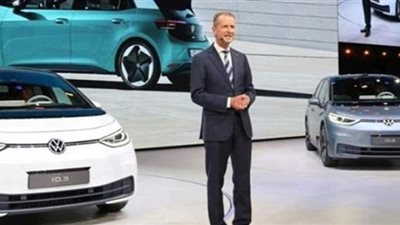 رئيس فولكس فاجن يخشى دخول أبل عالم صناعة السيارات