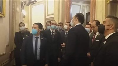 أمين عام البرلمان يصطحب نواب 