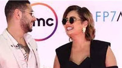 محمود شاهين يوجه رسالة رومانسية لـ 