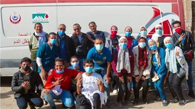 الجمعية العلمية لطلاب الصيدلة بأسيوط تنظم حملة توعية للتبرع بالدم | صور