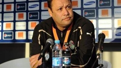 ضياء السيد يدخل قائمة المرشحين لقيادة منتخب 2003