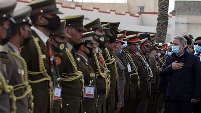 وزير الدفاع التركي يهدد باستهداف الجيش الليبي