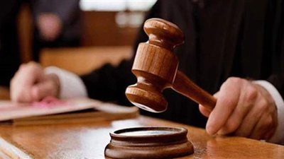 وصول المتهمين في قضية طفل المرور لمحكمة الطفل