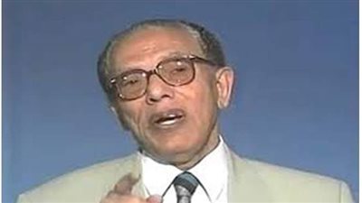 في ذكره ميلاده .. رحلة مصطفى محمود من الشك إلى الإيمان