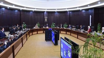 بدء اجتماع اللجنة العليا لإدارة أزمة كورونا.. وقرارات مهمة بعد قليل