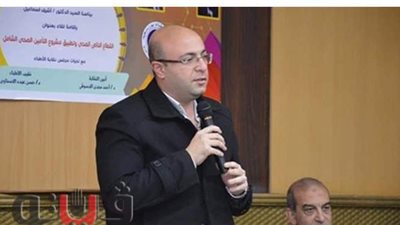 محافظ بني سويف يتابع تنفيذ قرار غلق المحال فى مواعيدها