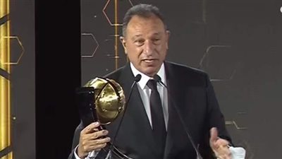 لقطة طريفة للخطيب في حفل جائزة جلوب سوكر | فيديو