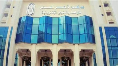 الأزهر: استخدام لقاح كورونا من مشتقات الخنزير جائز شرعا