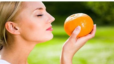 ما هو علاج فقدان حاسة الشم والتذوق.. 5 أطعمة تساعد مرضى كورونا على العلاج