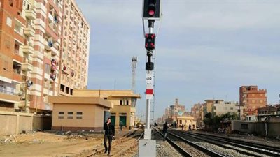 وزير النقل يعلن دخول برج أبو حماد لإشارات السكك الحديدية الخدمة