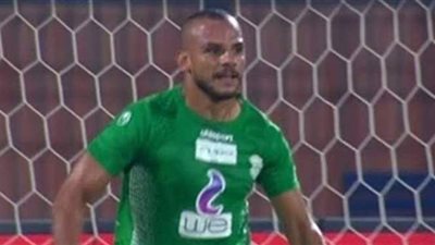 سيسيه وقمر يقودان هجوم الاتحاد أمام الأهلي